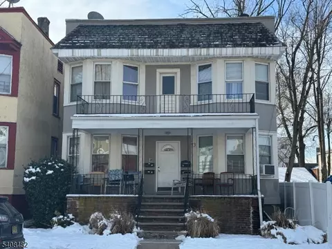 73 Hamilton St #4, East Orange, NJ 07017