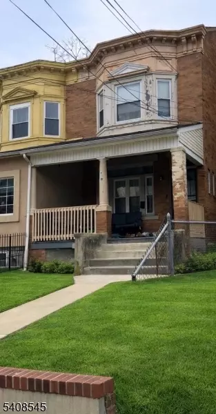 32 General Greene Ave, Trenton, NJ 08618