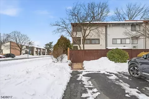 159 Henderson Pl, East Windsor Twp, NJ 08520