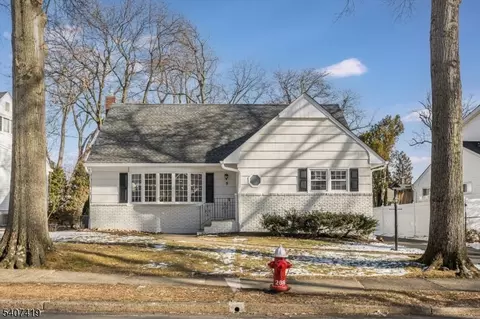 9 Glenfield Rd, Glen Ridge, NJ 07028