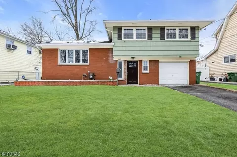 1022 Frank St, Roselle, NJ 07203