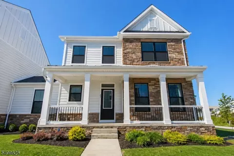 67 Willow Ln, Parsippany, NJ 07054