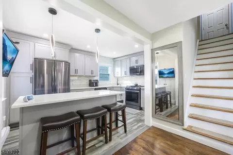 119 E 13th St, Linden, NJ 07036