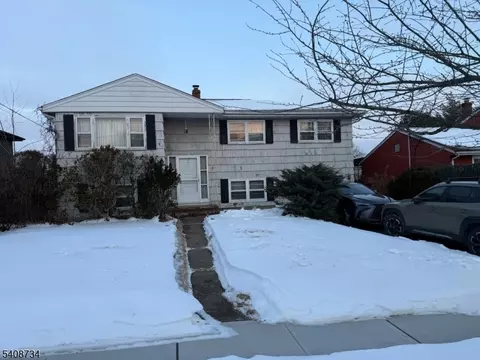 61 Homestead St, Clifton, NJ 07013