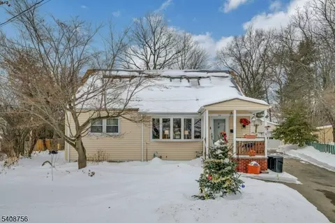 45 Wells Ct, Bloomfield, NJ 07003