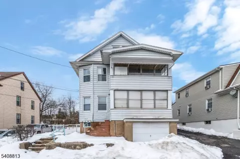 243 N 12th Pl, Prospect Park, NJ 07508