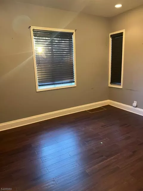 300 E 6th St, Plainfield, NJ 07060 photo 7