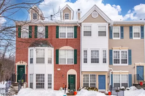 1206 Sycamore Ln, Mahwah, NJ 07430