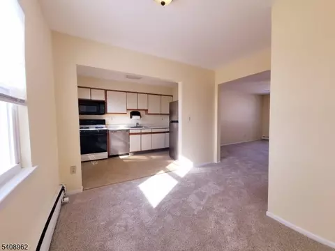 93 Fox Rd #2B, Edison, NJ 08817 photo 10