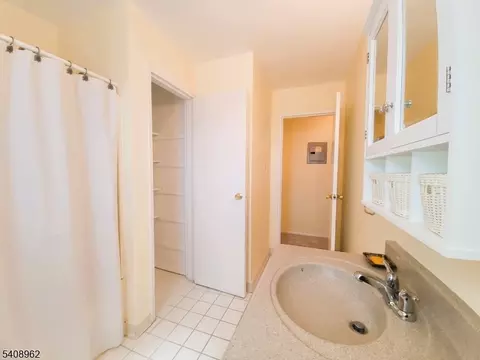 93 Fox Rd #2B, Edison, NJ 08817 photo 18