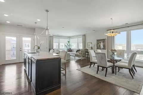 3 Vanderbilt Blvd #406, Florham Park, NJ 07932