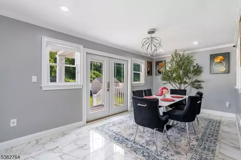 Dining - 132 Parkside Rd, Plainfield, NJ 07060 photo 1 of 5