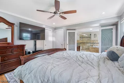 Bedroom - 132 Parkside Rd, Plainfield, NJ 07060 photo 2 of 4