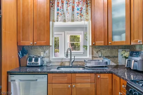 Kitchen - 132 Parkside Rd, Plainfield, NJ 07060 photo 2 of 3