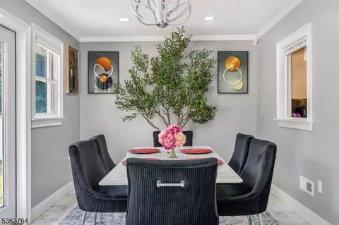 Dining - 132 Parkside Rd, Plainfield, NJ 07060 photo 4 of 5