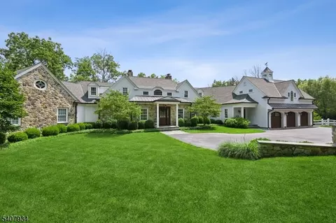 109 Mosle Rd, Far Hills, NJ 07931