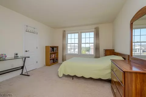 8 Comstock Ln, Skillman, NJ 08558 photo 23