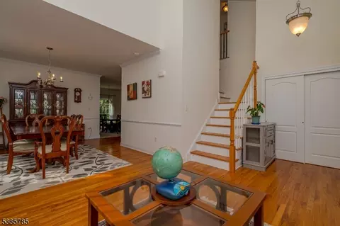 8 Comstock Ln, Skillman, NJ 08558 photo 8