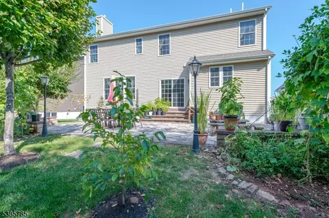 8 Comstock Ln, Skillman, NJ 08558 photo 30