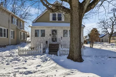 142 Bonna Villa Ave, Roselle, NJ 07203