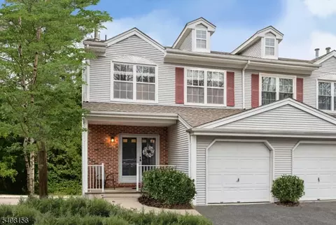 48 Hickory Way, Mount Arlington, NJ 07856