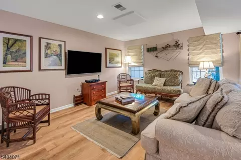 82 Constitution Way, Basking Ridge, NJ 07920 photo 30