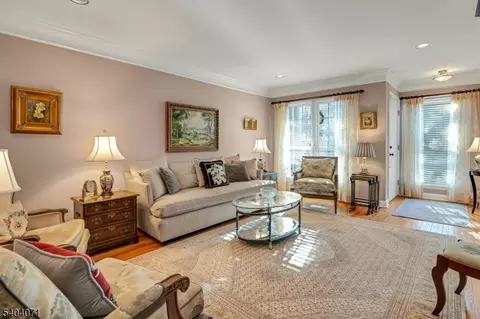 82 Constitution Way, Basking Ridge, NJ 07920 photo 4