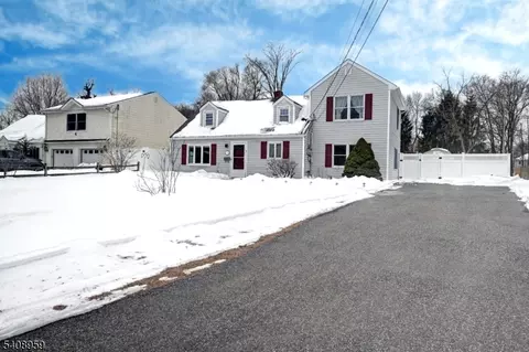 2 Marvin Rd, Pompton Plains, NJ 07444