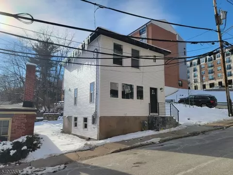 31 Ann St, Morristown, NJ 07960