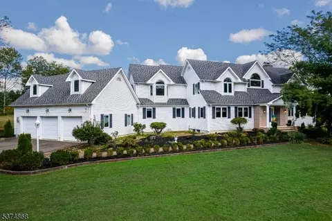 334 W Valley Brook Rd, Califon, NJ 07830