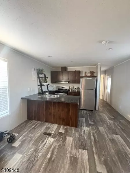 131 Elm, Lodi, NJ 07644