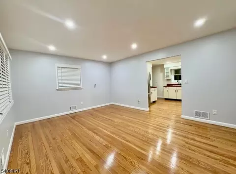 283 Arnold Ave, North Plainfield, NJ 07063 photo 6