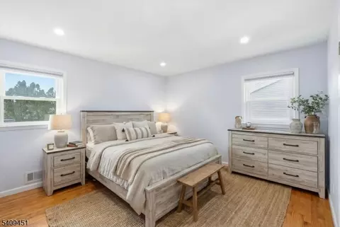 283 Arnold Ave, North Plainfield, NJ 07063 photo 10