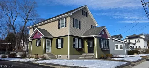 33 Meadow Ave, Wharton, NJ 07885