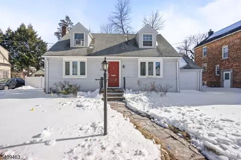 825 Bishop St, Union, NJ 07083