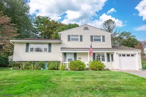 4 George St, Succasunna, NJ 07876