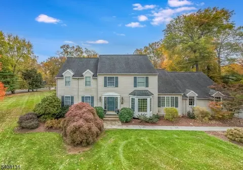 33 Juniper Way, Basking Ridge, NJ 07920