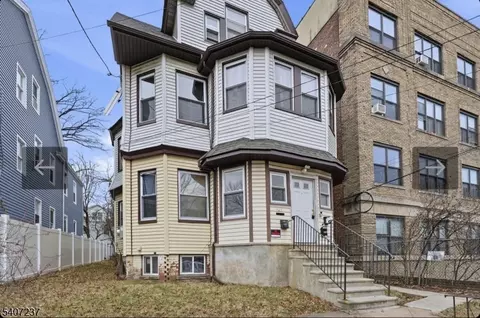 747 S 10th St, Newark, NJ 07108