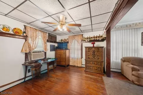 540 E 3rd Ave, Roselle, NJ 07203 photo 11