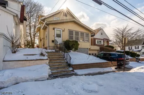 540 E 3rd Ave, Roselle, NJ 07203 photo 2