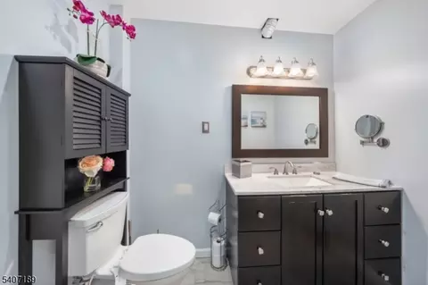 540 E 3rd Ave, Roselle, NJ 07203 photo 8