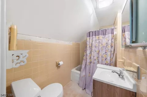 540 E 3rd Ave, Roselle, NJ 07203 photo 17