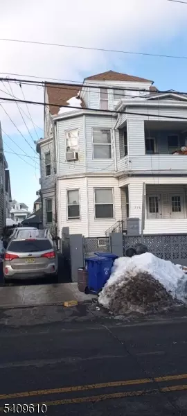 776 E 22nd St, Paterson, NJ 07513