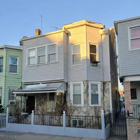 974 E 19th St, Paterson, NJ 07501