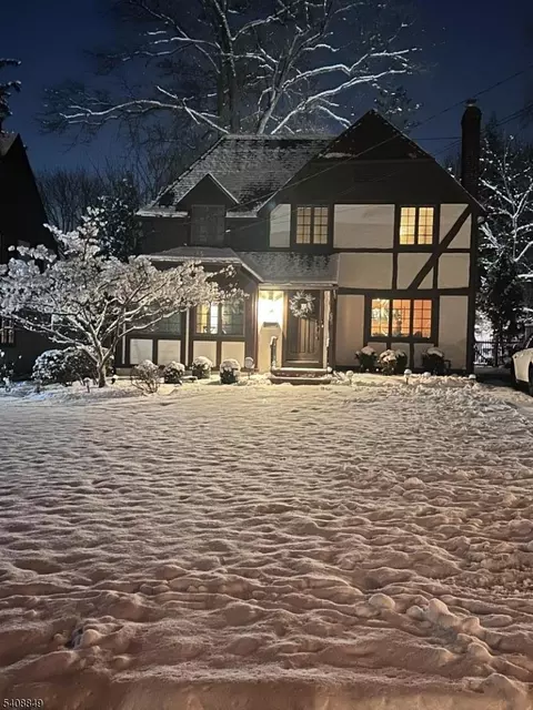 629 Forest Ave, Westfield, NJ 07090 photo 2