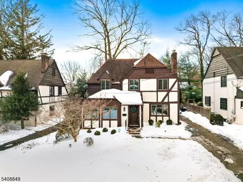629 Forest Ave, Westfield, NJ 07090 photo 3
