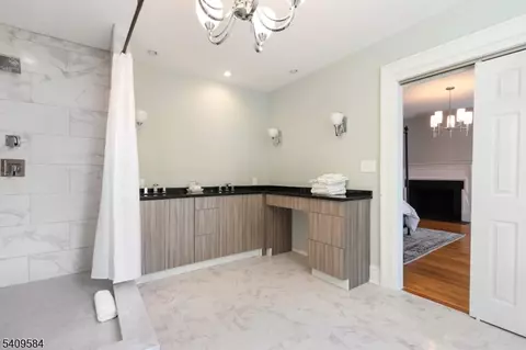 Bath - 957 Central Ave, Plainfield, NJ 07060 photo 6 of 7