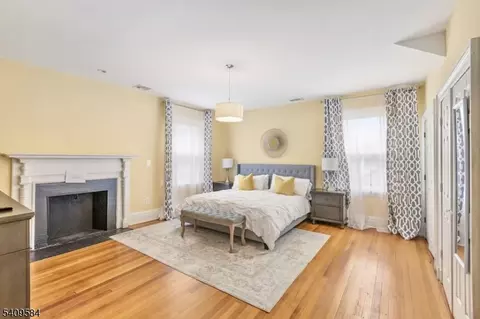 Bedroom - 957 Central Ave, Plainfield, NJ 07060 photo 1 of 9