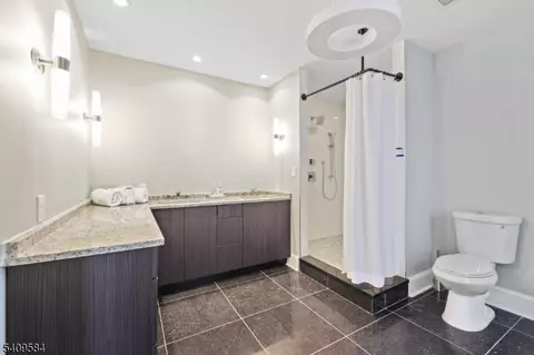 Bath - 957 Central Ave, Plainfield, NJ 07060 photo 4 of 7