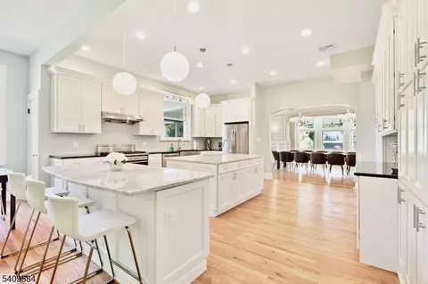 Kitchen - 957 Central Ave, Plainfield, NJ 07060 photo 1 of 4